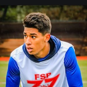 Meet your Posher, Dylan